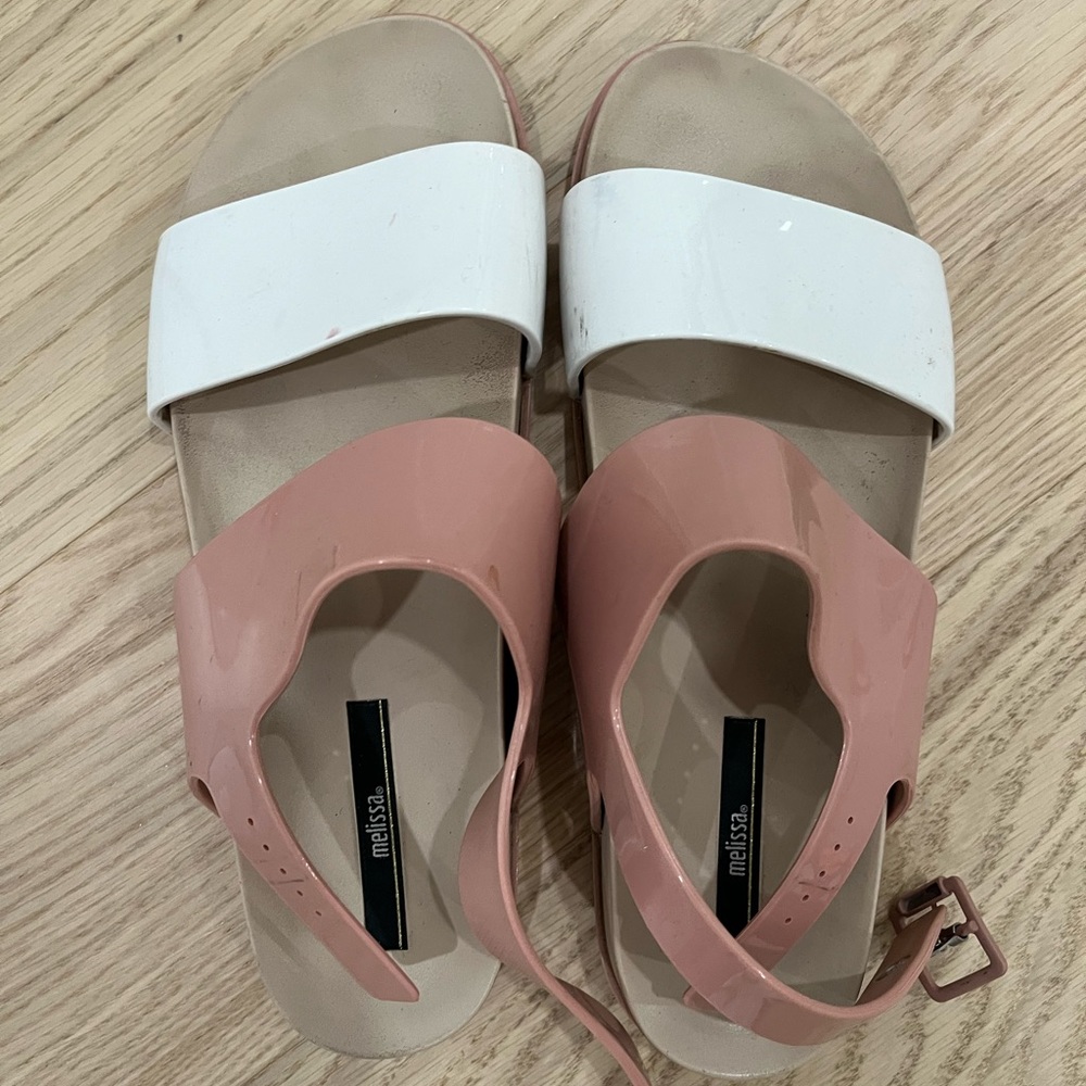 Women’s Melissa jelly sandals, bone white and coral, women’s size 39/40
